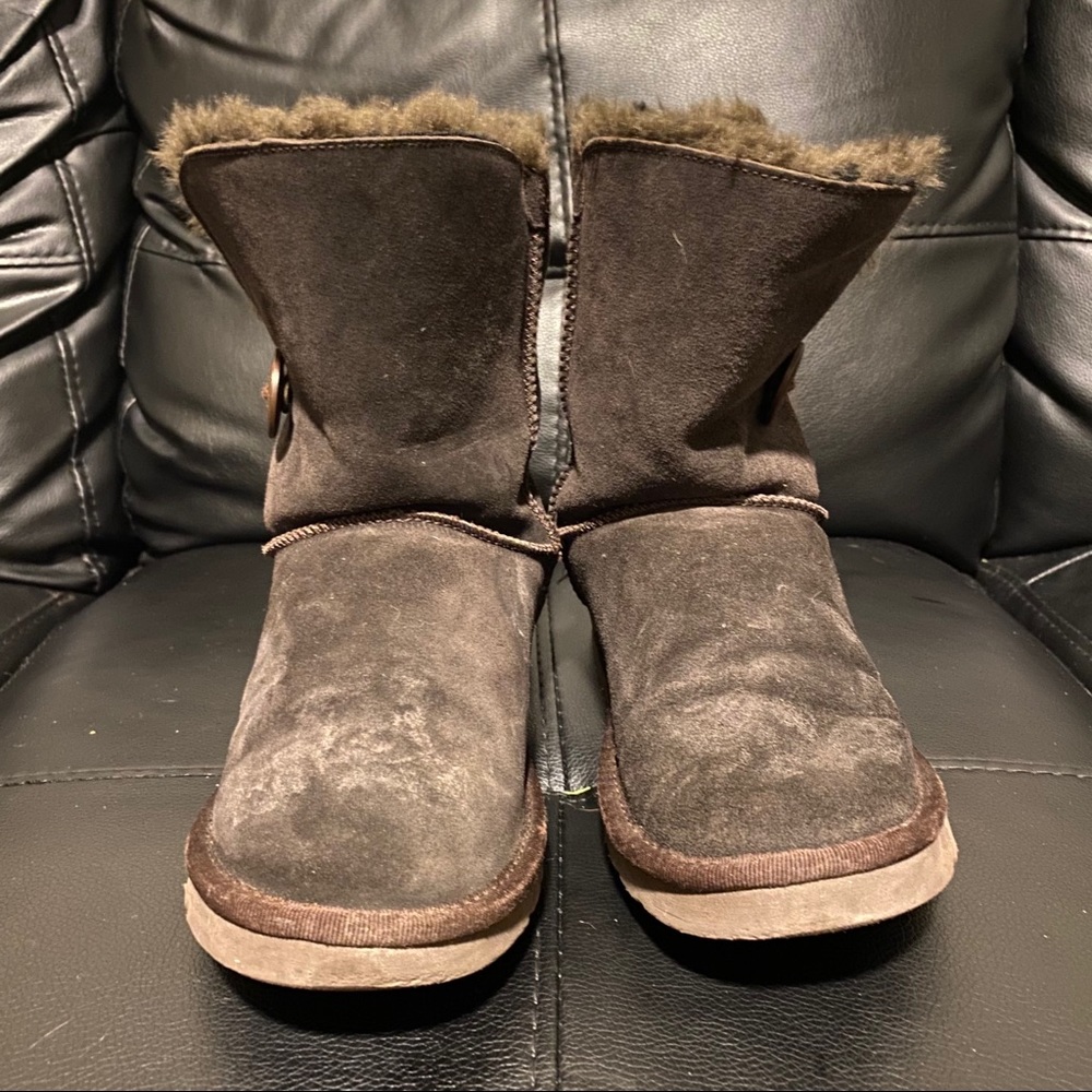 UGG Australia Classic Bailey Dark Brown Boot, 6